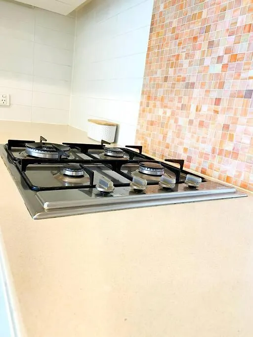 Beautiful One-Bed Apartment In Central Αδελαΐδα 0*,